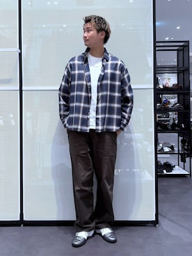 「LAKOLE（ラコレ）のアイテム」を使った、Takuさん（メンズ・180cm）の秋コーディネート