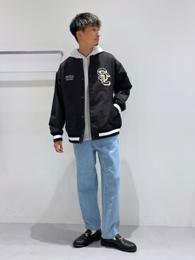 「LAKOLE（ラコレ）のアイテム（パーカー）」を使った、Takuさん（メンズ・180cm）の冬コーディネート