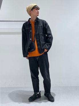 「LAKOLE（ラコレ）のアイテム（ニットキャップ/ビーニー）」を使った、Takuさん（メンズ・180cm）の冬コーディネート