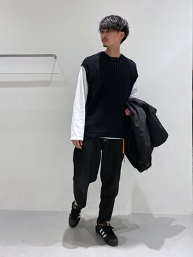 「LAKOLE（ラコレ）のアイテム（ベスト）」を使った、Takuさん（メンズ・180cm）の春コーディネート
