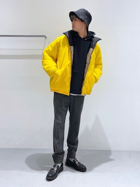 「リバーシブル」｜「アイテム（ローファー）」を使った、Takuさん（メンズ・180cm）の冬コーディネート