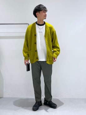 「モヘアカーディガン」｜「アイテム（スウェット）」を使った、Takuさん（メンズ・180cm）の冬コーディネート