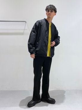 「LAKOLE（ラコレ）のアイテム（スラックス）」を使った、Takuさん（メンズ・180cm）の春コーディネート