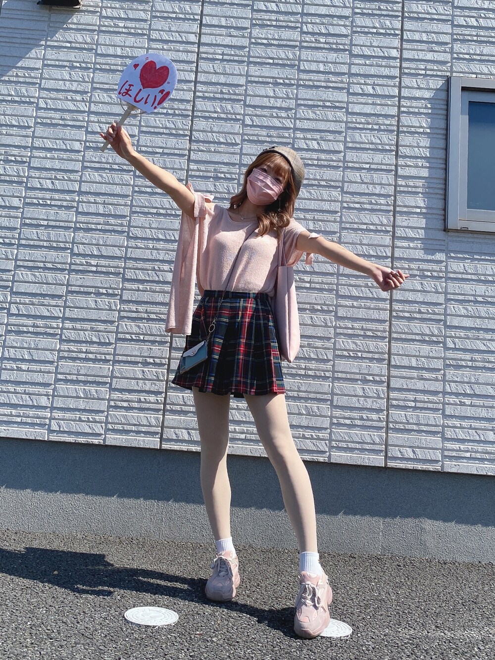「twicefanmeeting」｜「ZARAのアイテム（トップス、ピンク系）」を使った、ぺいさん（レディース・163cm）の秋コーディネートの1枚目の写真