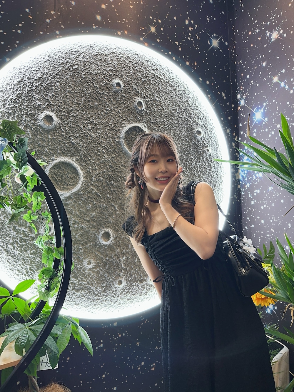 「Heatherのシャーリングオールインワン　903803（つなぎ/オールインワン、ブラック系）」を使った、ぺいさん（レディース・163cm）の夏コーディネートの1枚目の写真