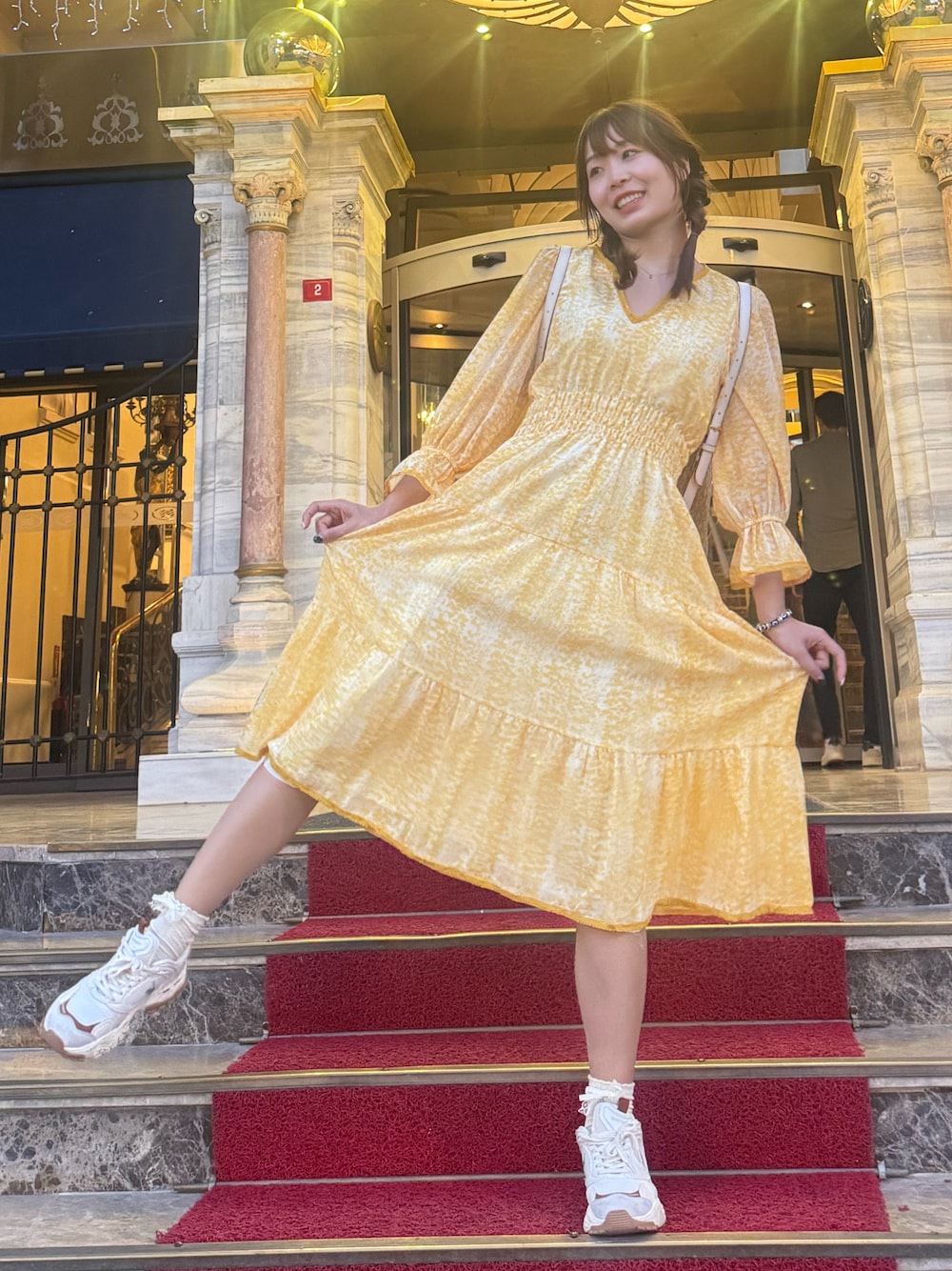 「le coq sportifの【emmi×le coq sportif】LCS BASQUE IV EM（スニーカー、ホワイト系）」を使った、ぺいさん（レディース・163cm）の夏コーディネートの1枚目の写真