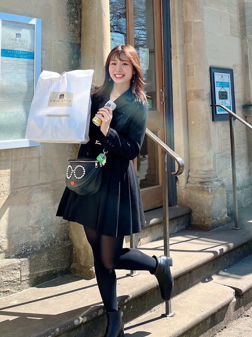 「SNIDELのアイテム（スーツスカート、ブラック系）」を使った、ぺいさん（レディース・163cm）の夏コーディネートの1枚目の写真