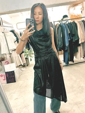 「秋服コーデ」｜「アイテム（ジャンパースカート）」を使った、Amanさん（レディース・164cm）の秋コーディネート