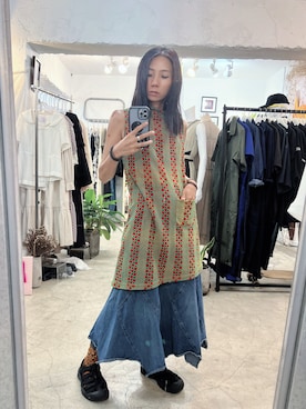 「VINTAGE（ヴィンテージ）のアイテム（デニムスカート）」を使った、Amanさん（レディース・164cm）の夏コーディネート