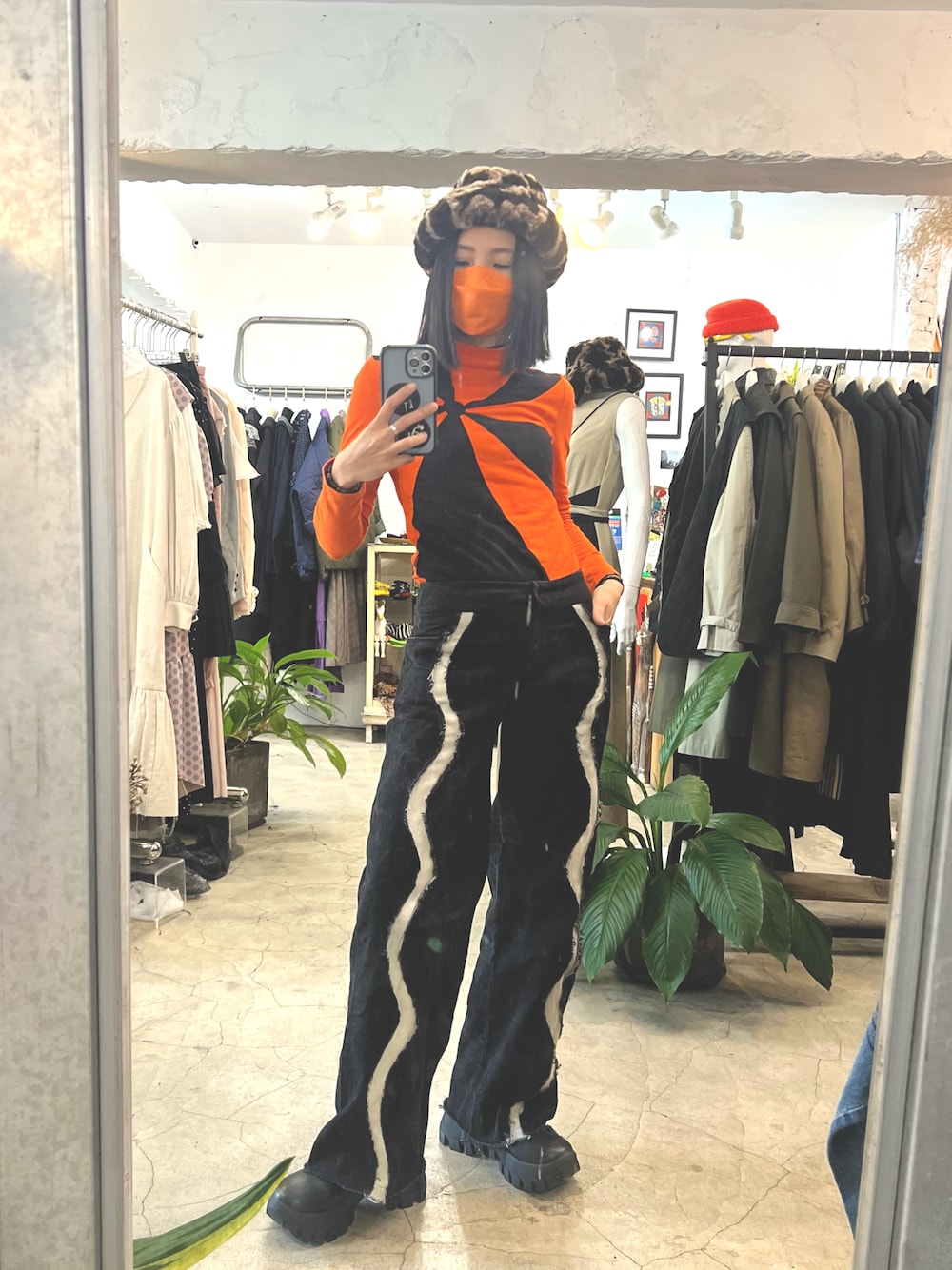 「春コーデ、春、vintage、ootd、outfit、古着MIX、Designer」｜「Amanのアイテム（キャップ、ブラウン系）」を使った、Amanさん（レディース・164cm）の春コーディネートの1枚目の写真