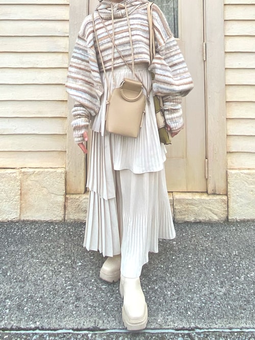 こも｜Amiurのハンドバッグを使ったコーディネート WEAR