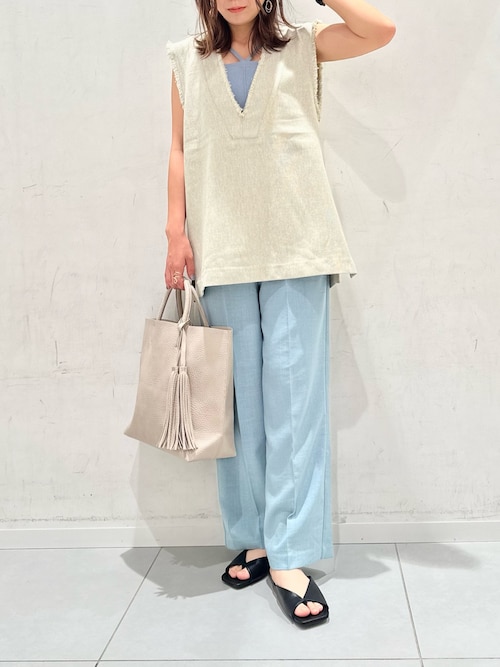 PAZZION【日本未上陸】本革☆クリスタル Tバー トングサンダル Shuna Shuna フラットサンダル 日本製 トングサンダル