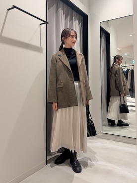 「アイテム（その他アウター、グリーン系）」を使った、momokaさん（レディース・164cm）の秋コーディネート