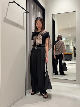 「URBAN RESEARCH（アーバンリサーチ）のnew basic　WASHABLE WOOL BABY T-SHIRTS（Tシャツ/カットソー、ブラック系）」を使った、momokaさん（レディース・164cm）の春コーディネート