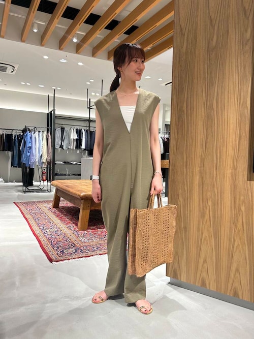 セール】『2サイズ展開』リネンライク深Vネックオールインワン