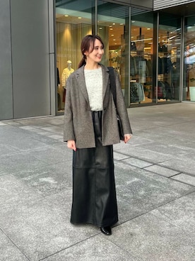 「レザースカート」｜「アイテム（その他アウター）」を使った、momokaさん（レディース・164cm）の秋コーディネート