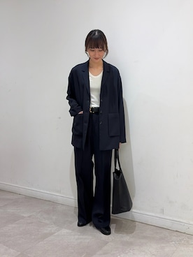「URBAN RESEARCH（アーバンリサーチ）のnew basic　AIR SKIN JACKET（テーラードジャケット、ブルー系）」を使った、momokaさん（レディース・164cm）の秋コーディネート