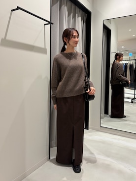 「URBAN RESEARCH（アーバンリサーチ）のアイテム（ニット/セーター）」を使った、momokaさん（レディース・164cm）の秋コーディネート