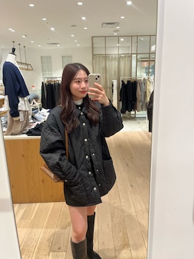 「アイテム（その他アウター）」を使った、おみくさん（レディース・163cm・20代）の秋コーディネート