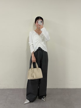 「mystic（ミスティック）のギャザーレースリブカーディガン（Tシャツ/カットソー、ホワイト系）」を使った、おみくさん（レディース・163cm）の春コーディネート