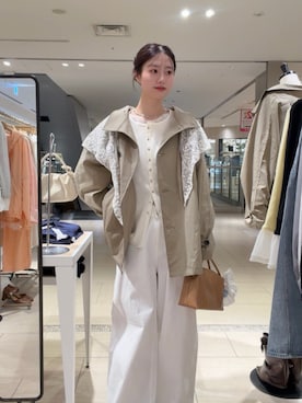 「mystic（ミスティック）のスタッズデニム（デニムパンツ、ホワイト系）」を使った、おみくさん（レディース・163cm）の春コーディネート