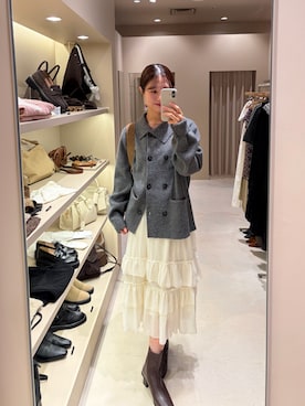 「mystic（ミスティック）のフリルティアードスカート（スカート、ホワイト系）」を使った、おみくさん（レディース・163cm）の秋コーディネート