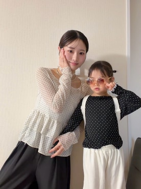 「mystic（ミスティック）の【レイヤードスタイルに◎】《IVO / レース / ラインストーン》ドットティアードプルオーバー（Tシャツ/カットソー、ホワイト系）」を使った、おみくさん（レディース・163cm）の春コーディネート