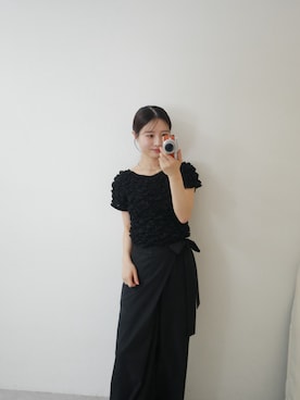 「mystic（ミスティック）のふわふわシャーリングTシャツ（Tシャツ/カットソー、ブラック系）」を使った、おみくさん（レディース・163cm）の夏コーディネート
