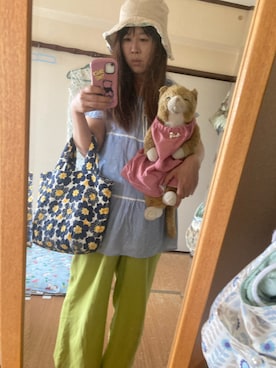 「NICE CLAUP（ナイスクラップ）のアイテム」を使った、Dyune(デュネ)さん（レディース・160cm）の秋コーディネート