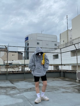 「SPINNS(スピンズ)のアイテム(パーカー)」を使った、蓮さん(レディース・163cm)の秋コーディネート