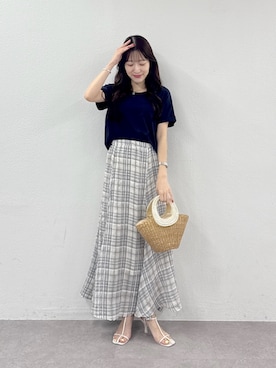 「La boutique BonBon（ラブティックボンボン）の【復刻・今すぐお届け！】ターンバックカットソー（Tシャツ/カットソー、ブルー系）」を使った、miki：）さん（レディース・158cm）の夏コーディネート