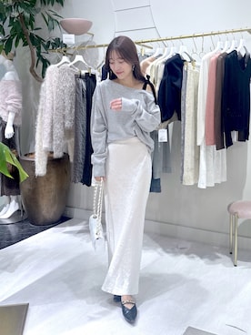 「La boutique BonBon（ラブティックボンボン）のきらきらサテンロングナロースカート（スカート）」を使った、miki：）さん（レディース・158cm）の秋コーディネート