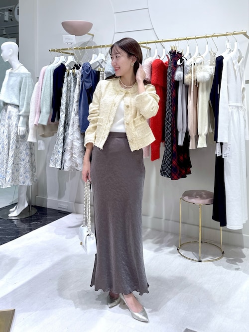 セール】きらきらサテンロングナロースカート（スカート）｜La