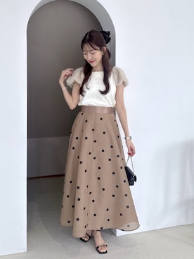 「La boutique BonBon（ラブティックボンボン）の【愛されニット】フェイクファースリーブニット（ニット/セーター、ホワイト系）」を使った、miki：）さん（レディース・158cm）の夏コーディネート