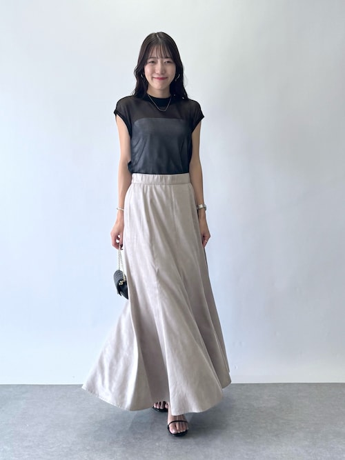 5/17まで出品☆完売品！ラブティックボンボン　シアービスチェニット 上品な透け感】シアービスチェ風切り替えニット | La boutique