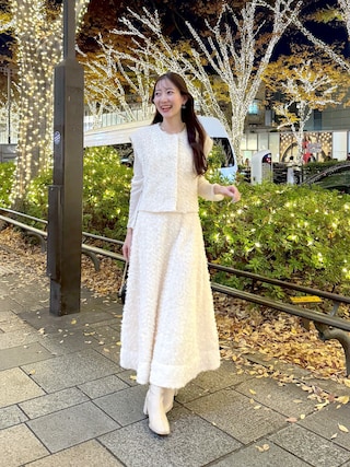 ラブティックボンボン お花フェザーチュールベスト La boutique BonBon（ラブティックボンボン）の「【セットアップ