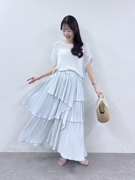 「La boutique BonBon（ラブティックボンボン）の【復刻・新色登場！】ラメ天竺針抜きフレンチニット（ニット/セーター、ブルー系）」を使った、miki：）さん（レディース・158cm）の春コーディネート
