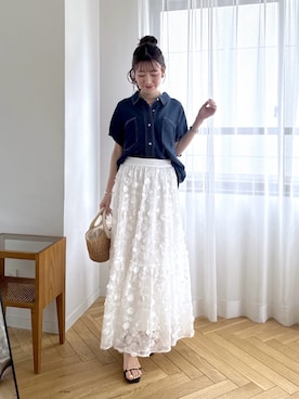 「La boutique BonBon（ラブティックボンボン）の【オシャレ見えカジュアル】テンセルデニムフレンチスリーブシャツ（シャツ/ブラウス、ブルー系）」を使った、miki：）さん（レディース・158cm）の春コーディネート