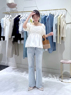 「La boutique BonBon（ラブティックボンボン）の【最強モテ系】バルーンペプラムブラウス（シャツ/ブラウス、ホワイト系）」を使った、miki：）さん（レディース・158cm）の春コーディネート