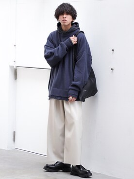 「shiki tokyo（シキトウキョウ）のアイテム（パンツ）」を使った、にっしーさん（メンズ・180cm）の秋コーディネート