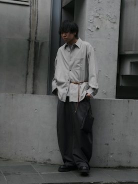 「アイテム（スラックス）」を使った、にっしーさん（メンズ・180cm・30代）の秋コーディネート