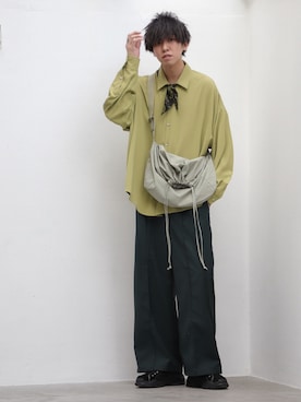 「shiki tokyo（シキトウキョウ）のアイテム（アクセサリー）」を使った、にっしーさん（メンズ・180cm）の春コーディネート