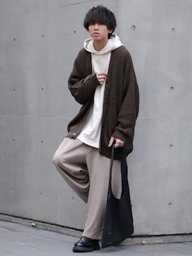 「shiki tokyo（シキトウキョウ）のアイテム（パンツ）」を使った、にっしーさん（メンズ・180cm）の秋コーディネート
