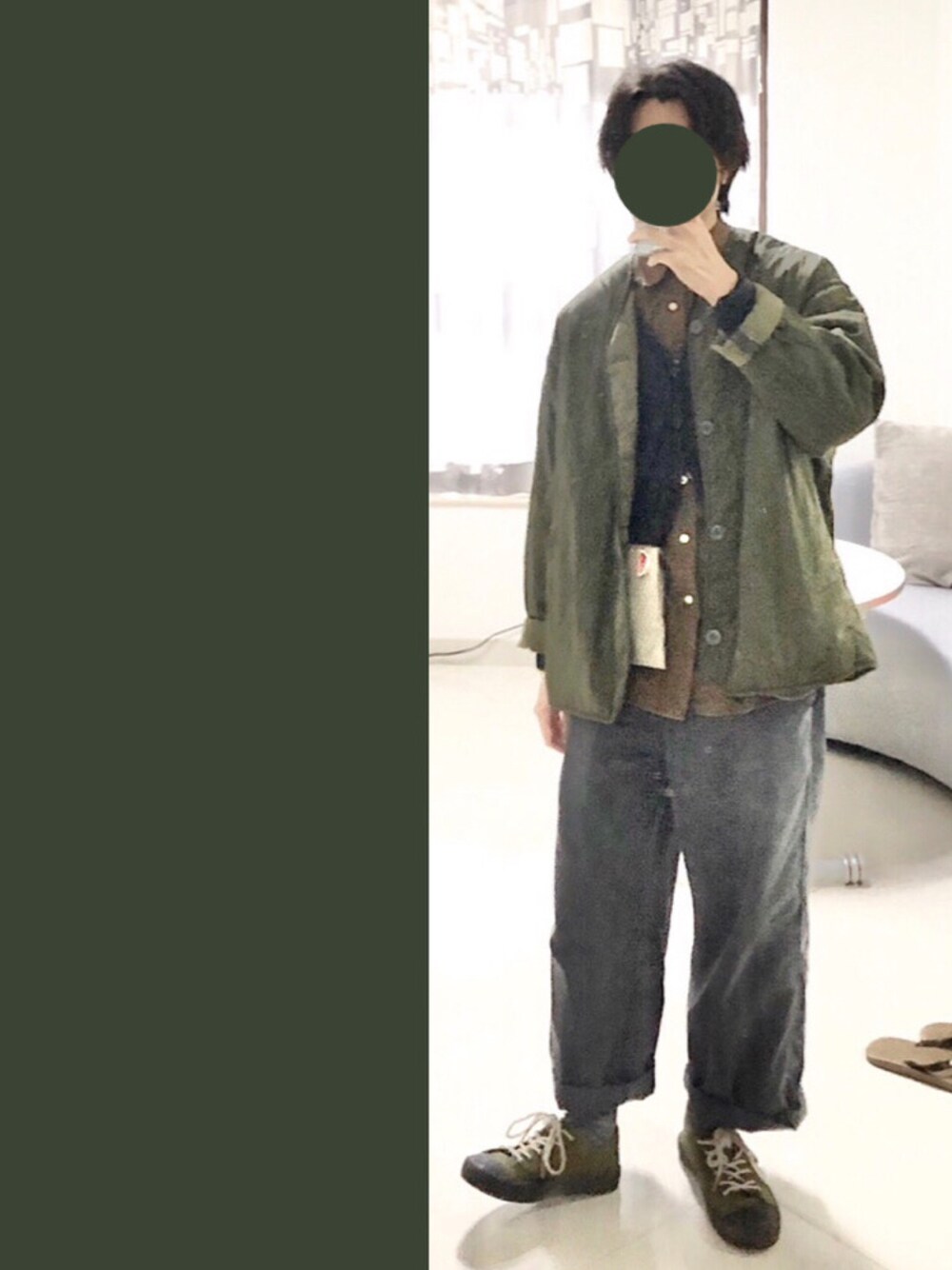 「renoのアイテム（チノパンツ、グレー系）」を使った、J___collectさん（メンズ・171cm）の冬コーディネートの1枚目の写真