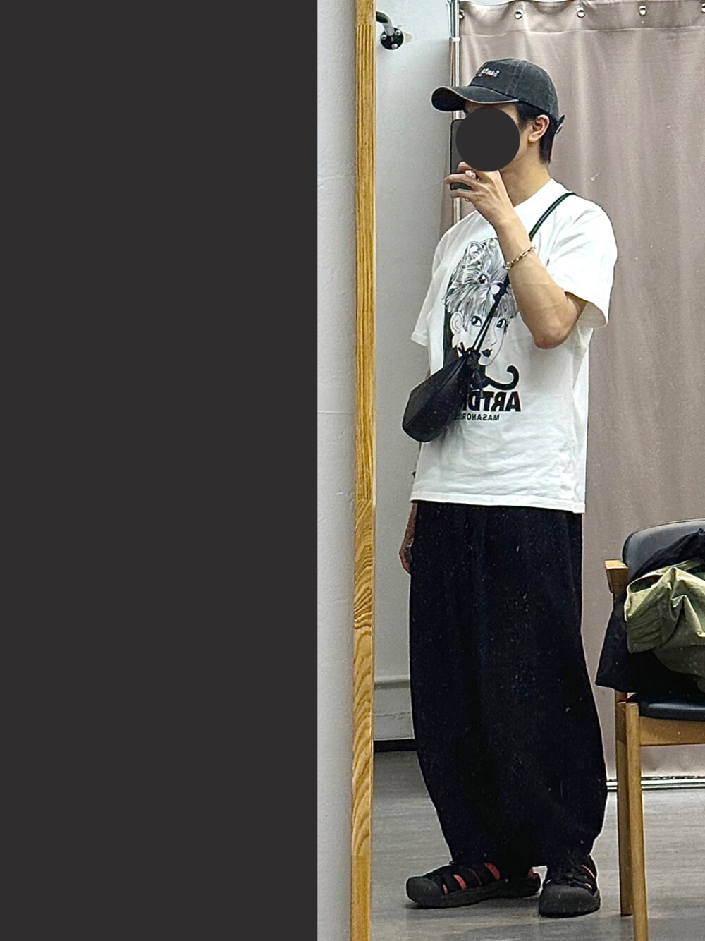 「夏コーデ、お洒落さんとつながりたい、今日のコーデ」｜「Artdictedのアイテム（Tシャツ/カットソー、ホワイト系）」を使った、J___collectさん（メンズ・172cm）の夏コーディネートの1枚目の写真
