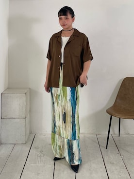 「NOMINE（ノミネ）の【セットアップ着用可】ヴィンテージサテン 開襟 シャツ（シャツ/ブラウス、ブラウン系）」を使った、RUKAさん（レディース・160cm）の春コーディネート