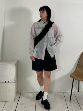 「NOMINE（ノミネ）のオーバーサイズ シアーシャツ（シャツ/ブラウス、グレー系）」を使った、RUKAさん（レディース・160cm）の春コーディネート