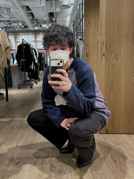 「ラグランTシャツ」｜「アイテム（スラックス）」を使った、Usa  Kentoさん（メンズ・180cm）の冬コーディネート