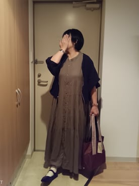 「アイテム（イヤリング）」を使った、mochaさん（レディース・155cm）の秋コーディネート