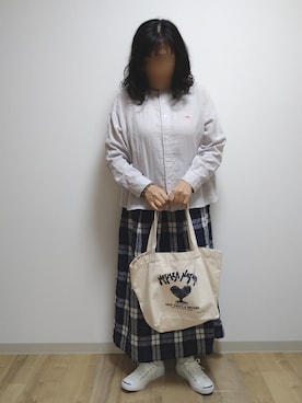 「HOLLYWOOD RANCH MARKET（ハリウッドランチマーケット）のアイテム（トートバッグ）」を使った、mochaさん（レディース・155cm）の春コーディネート